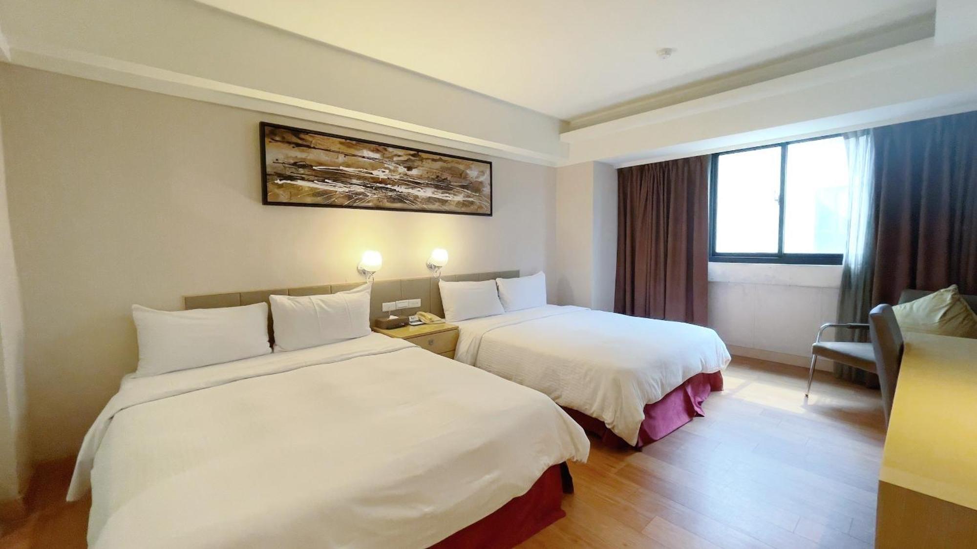 Delton Hotel Kaohsiung Dış mekan fotoğraf