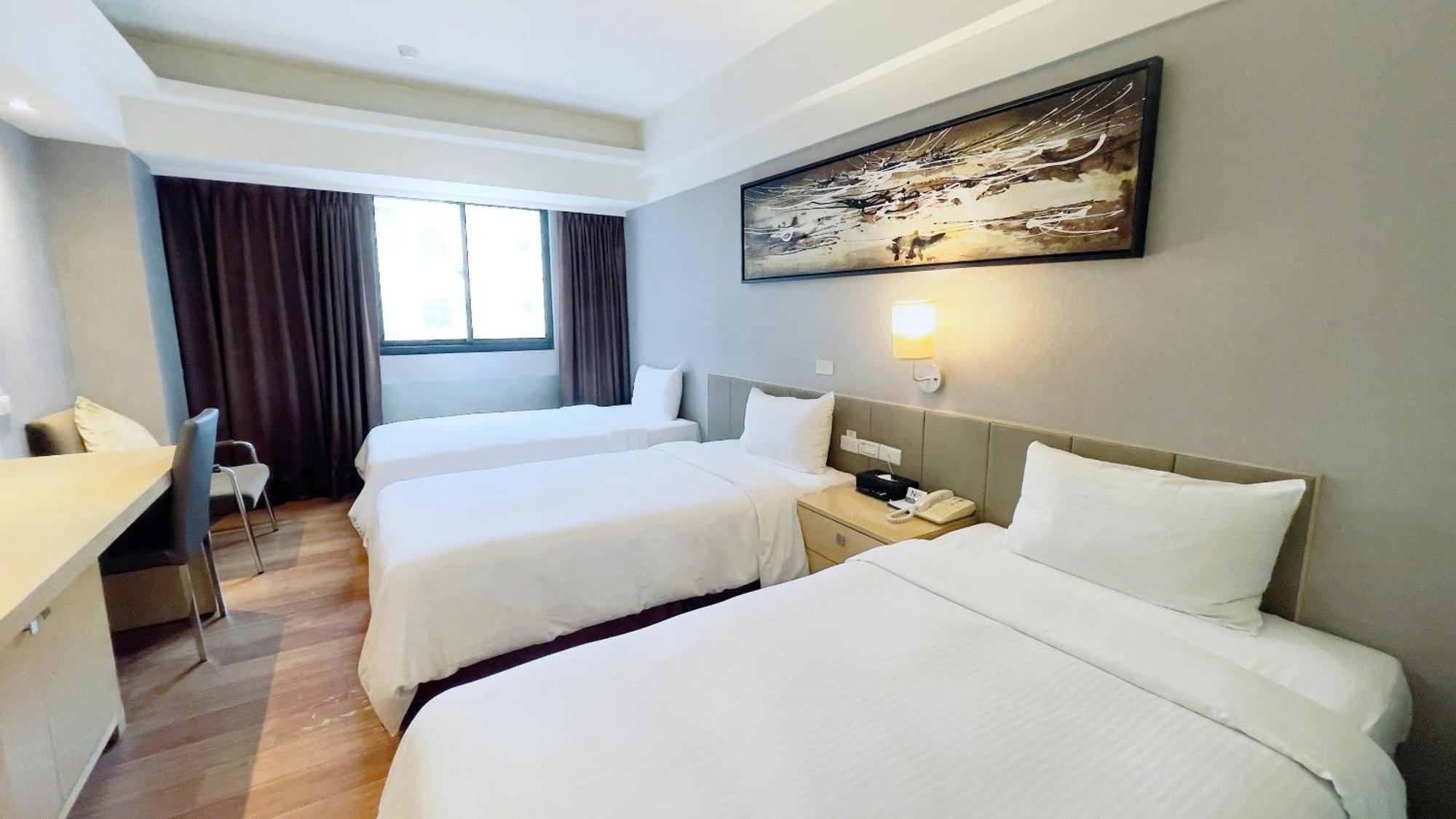 Delton Hotel Kaohsiung Dış mekan fotoğraf